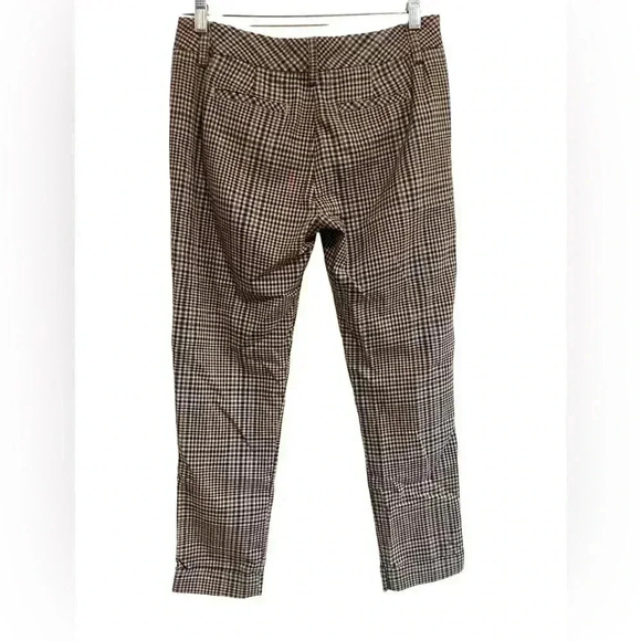CAbi #573 Down To Earth Plaid Hatter Crop Cuffed Stretch Pant Brown - Picture 6 of 10